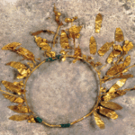 Fig. 14. Gold wreath, diam. 19.0–20.0 cm (courtesy Tekirdağ Museum, inv. no. 1918).