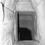 Fig. 2. Doorway at the end of the dromos.