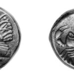 Fig. 37. Didrachm of Akragantine type from Himera, with a rooster on the obverse and a crab on the reverse. After 483/2 B.C.E. and the Emmenid establishment of power at Himera, the coins of Himera adopted the Akragantine crab type on the reverse (after Pugliese Carratelli 1985, fig. 58).